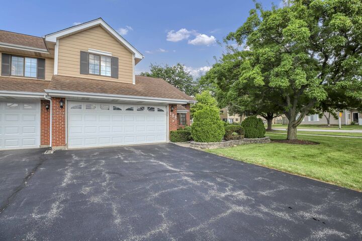 Property Photo: 123 Prospect Avenue IL 60191