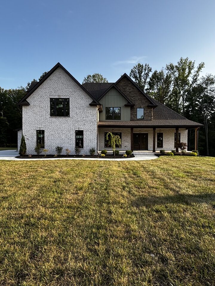 Property Photo: 1300 Reda Dr TN 37042