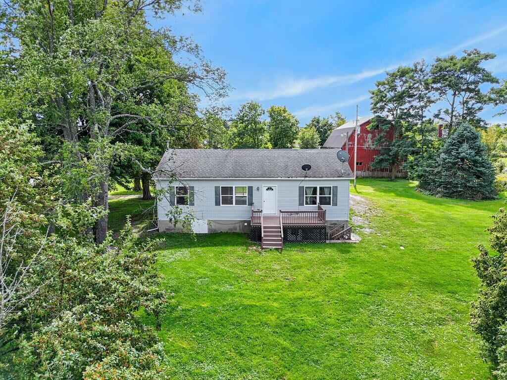 Property Photo: 2325 Lumbermill Rd PA 18831