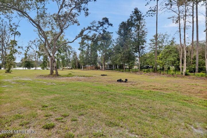 Property Photo: 252 Lake Asbury Drive FL 32043