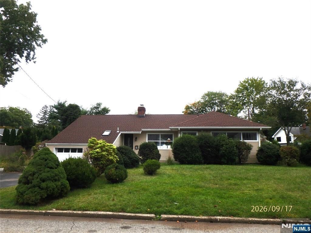 Property Photo: 27 Briarcliff Road NJ 07642