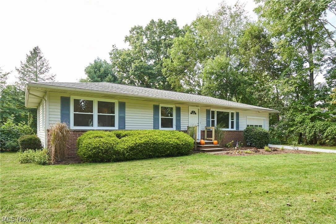 Property Photo: 905 Park Road OH 44077