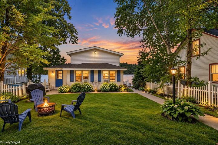 Property Photo: 14 Sunnyside Street NH 03782