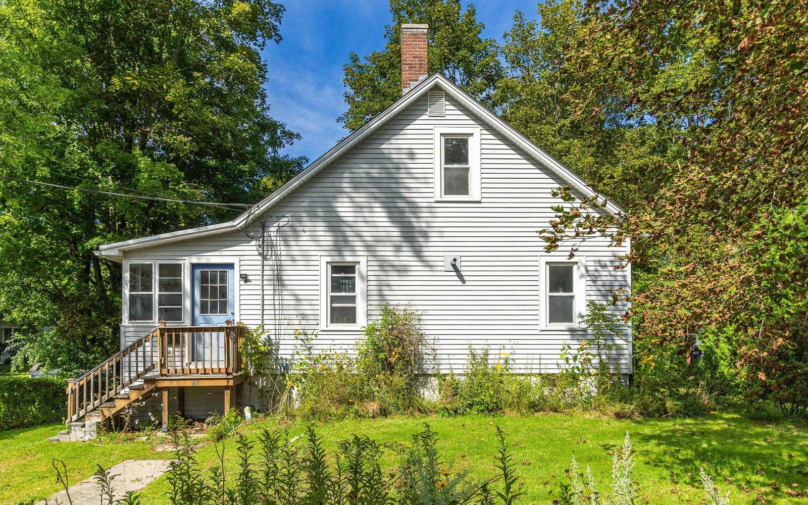 Property Photo: 27 Fowler Street NH 03431