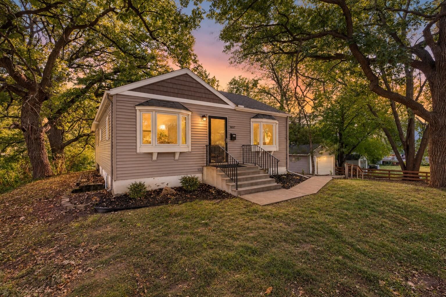 Property Photo: 1657 Princeton Avenue MN 55416