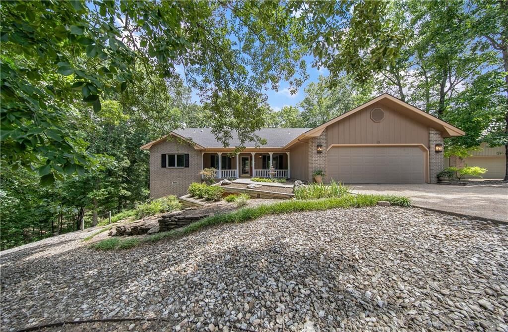 Property Photo:  15 Breton Way  AR 72715 