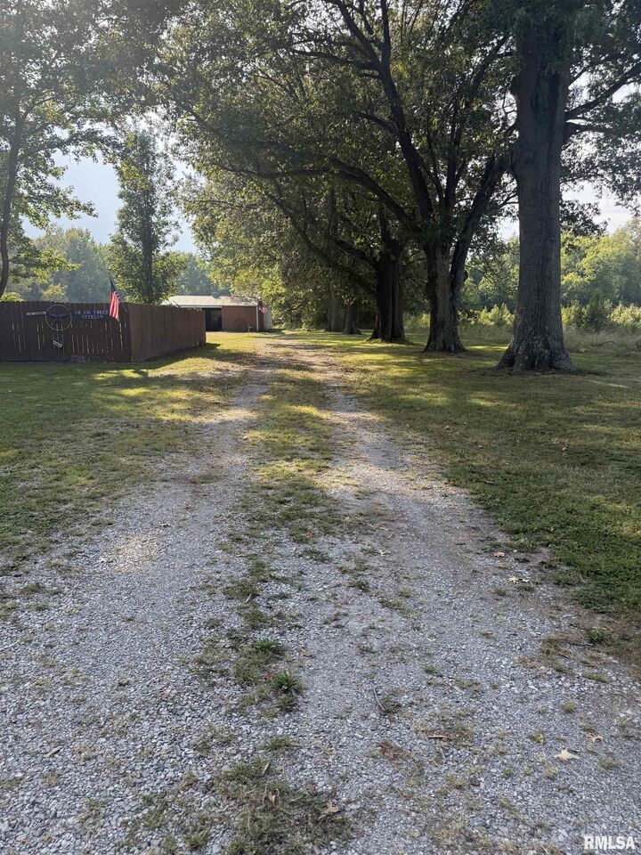 Property Photo:  2509 Weaver Road  IL 62948 