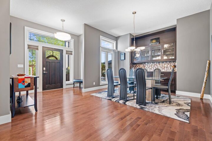 Property Photo:  53 Crystal Green Drive  AB T1S 2N7 
