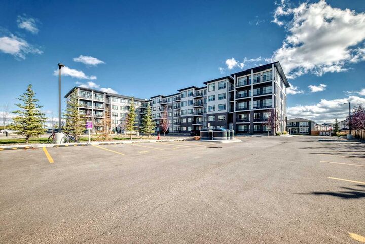 Property Photo: 395 Skyview Parkway NE 1505 AB T3N 2K1