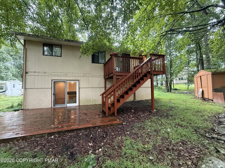 Property Photo:  2118 Cardinal Drive  PA 18324 