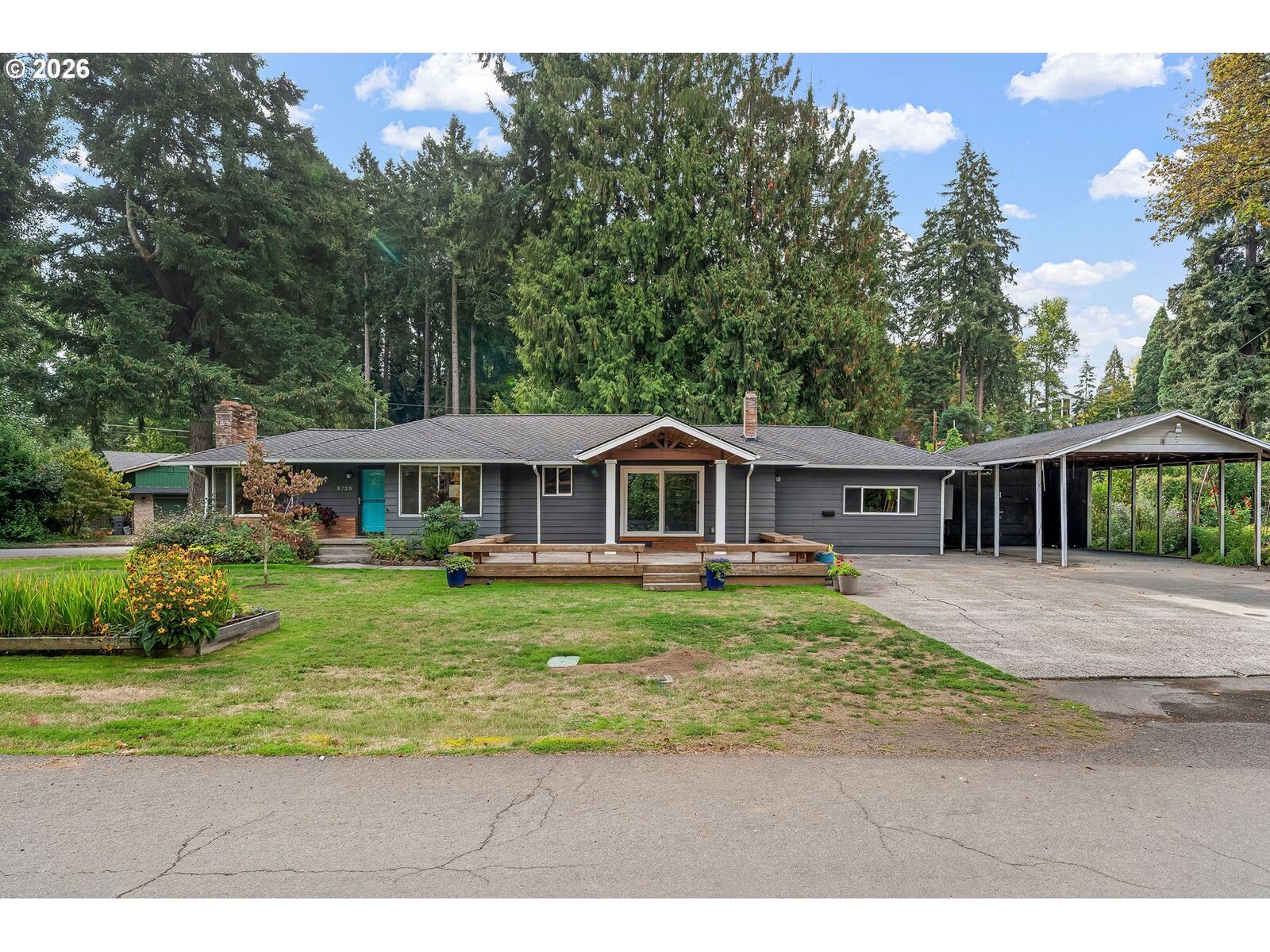 Property Photo: 5720 River St OR 97068