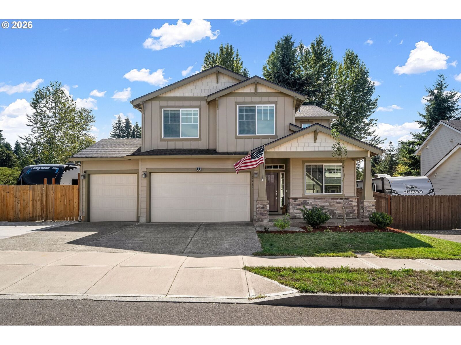 Property Photo:  37594 Keta St  OR 97055 
