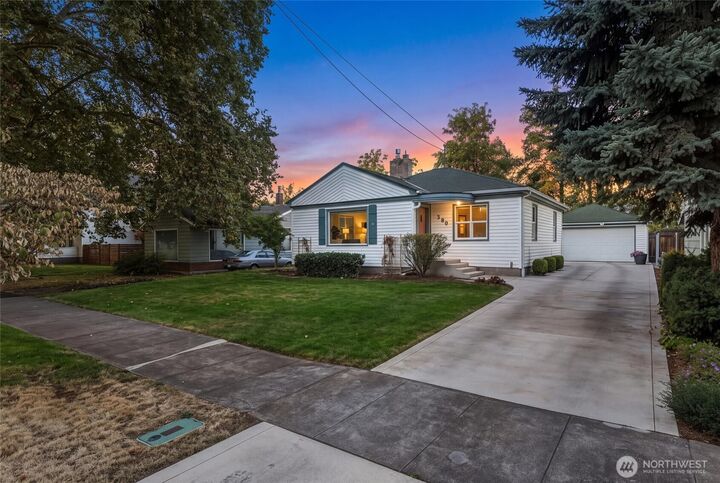 Property Photo: 380 S 1st Avenue WA 99362