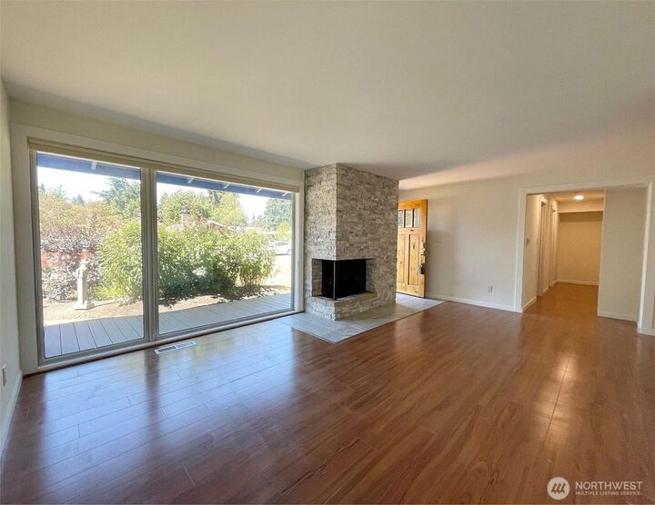 Property Photo: 920 163rd Avenue SE WA 98008