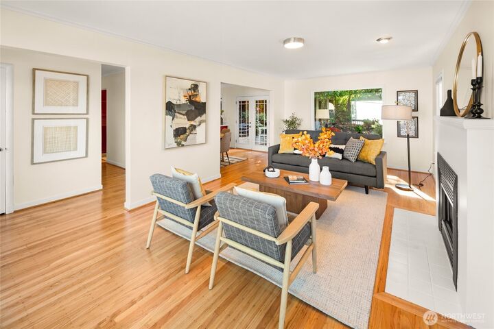 Property Photo: 3205 E Pine Street WA 98122
