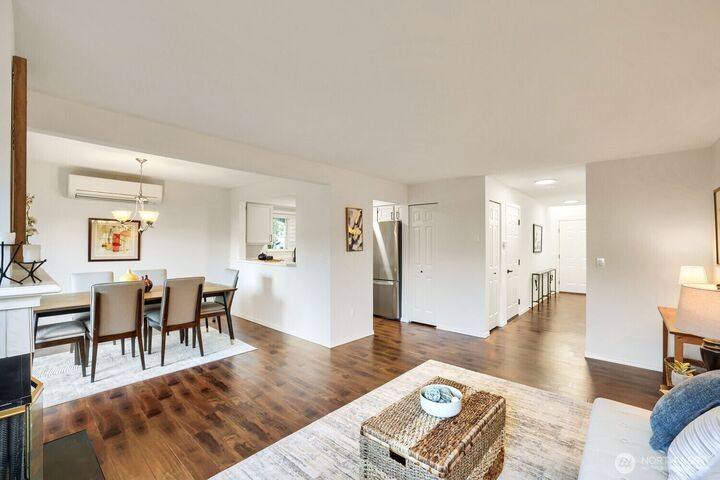 Property Photo: 927 132nd Street SW B4 WA 98204