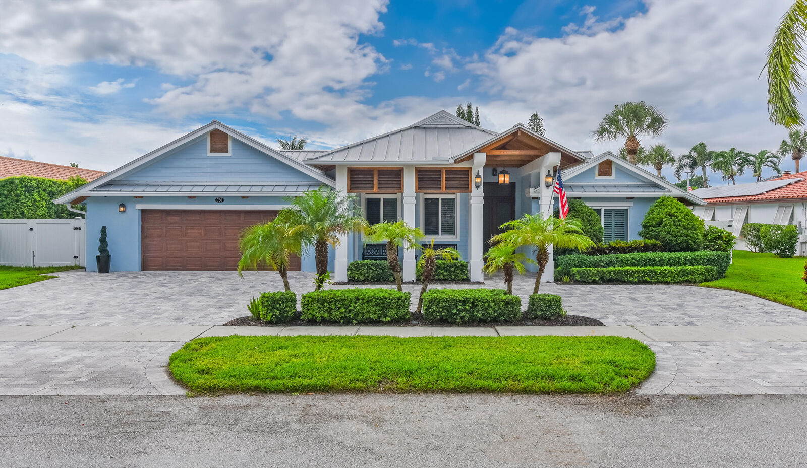 Property Photo: 730 Camino Lakes Circle FL 33486