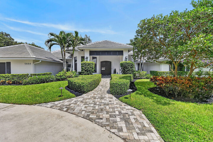 Property Photo: 5664 High Flyer Road S FL 33418