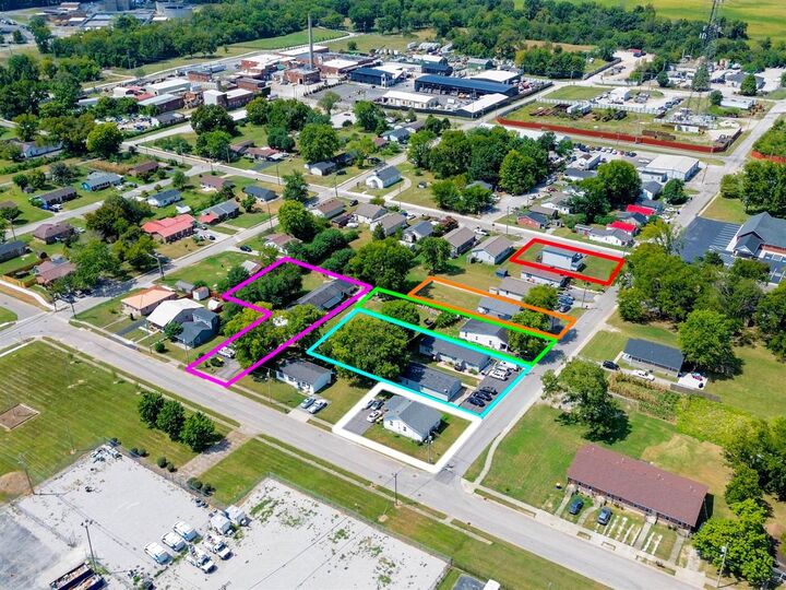 Property Photo: 1002 Lewis Avenue KY 42101
