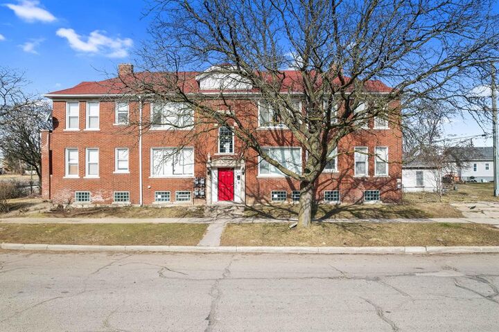 Property Photo: 5032 W Boston Boulevard 5038 MI 48204