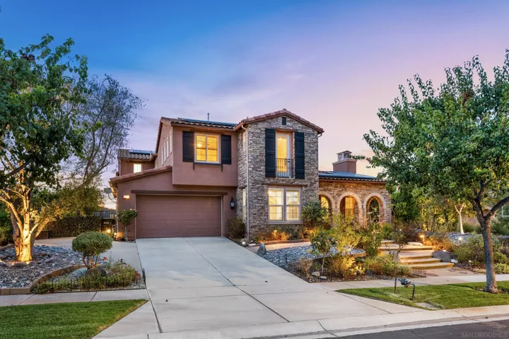 Property Photo:  2713 Vistamonte  CA 92027 