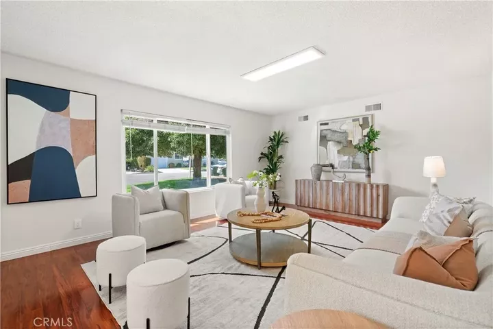 Property Photo:  2112 El Sereno  CA 91007 