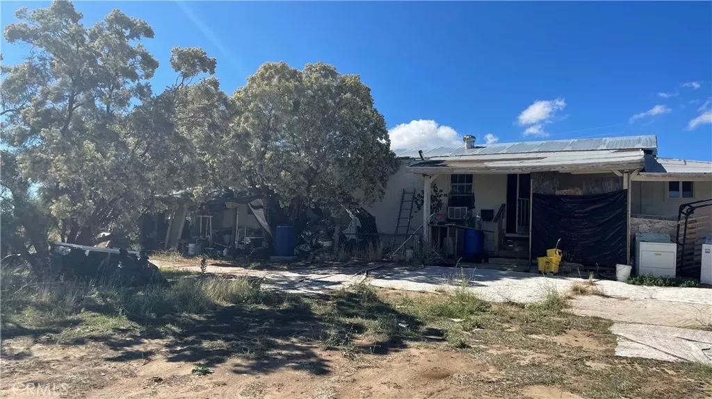 Property Photo: 59880 Anzanita CA 92539