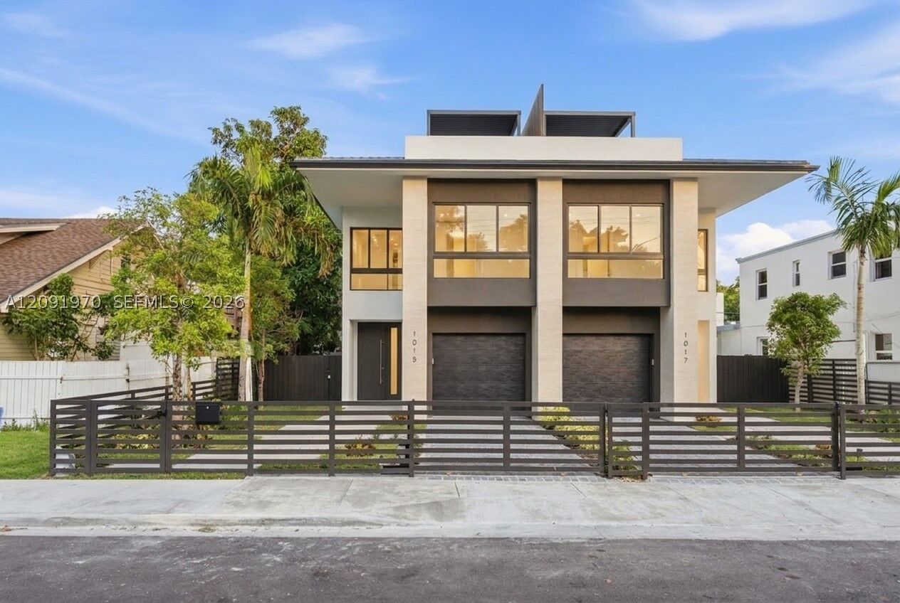 Property Photo: 1017 SW 13th Ct FL 33135