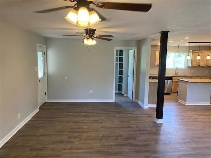 Property Photo: 402 Goss Street LA 70669