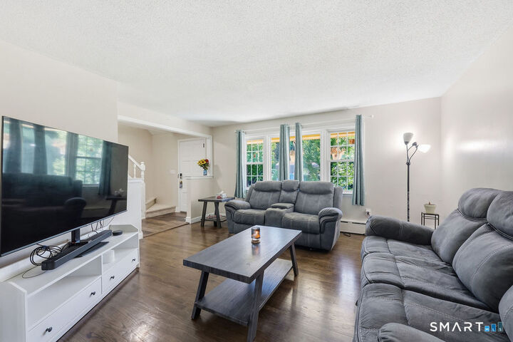 Property Photo: 25 Hampshire Drive CT 06033