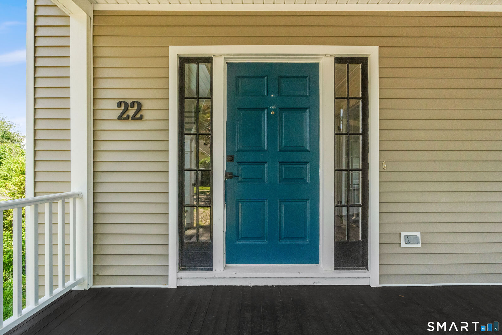 Property Photo:  22 Loomis Street  CT 06460 