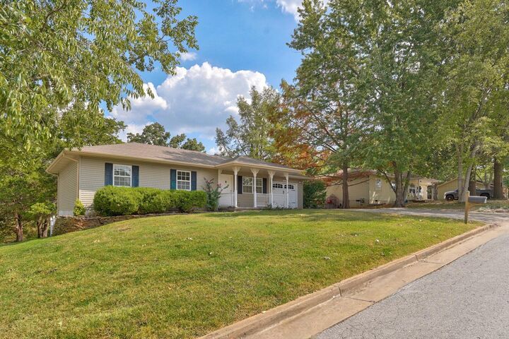 Property Photo: 1208 S 17th Avenue MO 65721