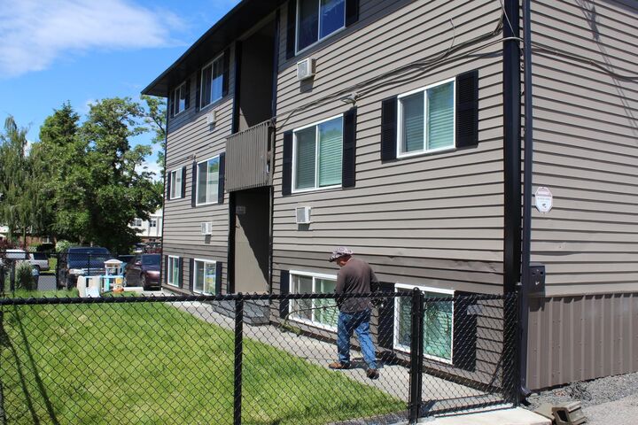 Property Photo: 2808 E Everett Ave WA 99217
