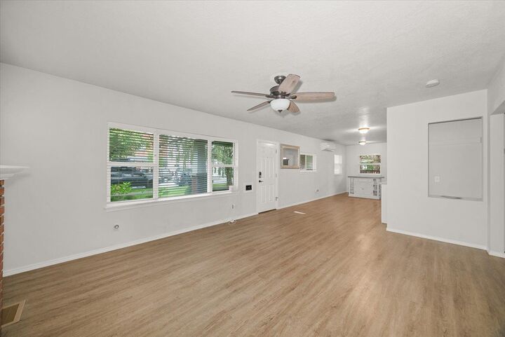 Property Photo: 2617 W Fairview Ave WA 99205