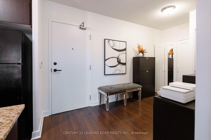 Property Photo:  120 Dallimore Circle 820  ON M3C 4J1 
