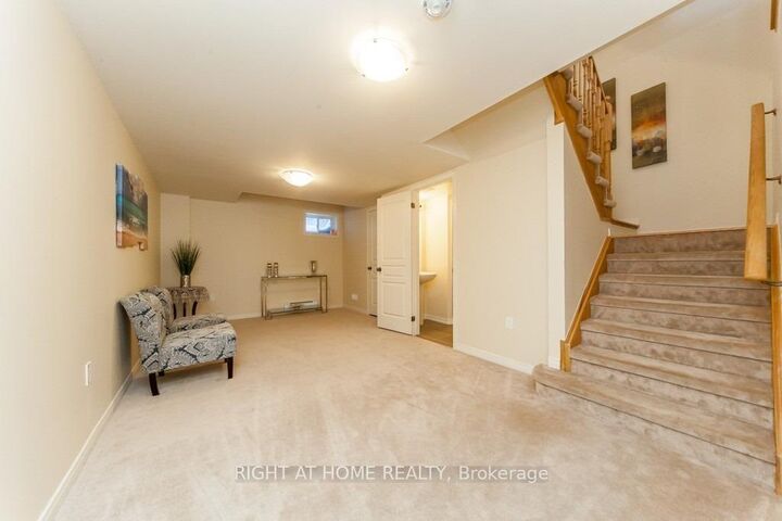 Property Photo:  37 Comfort Way  ON L1N 0K5 