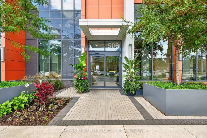 Property Photo:  500 Brock Avenue 2105  ON L7S 0A5 
