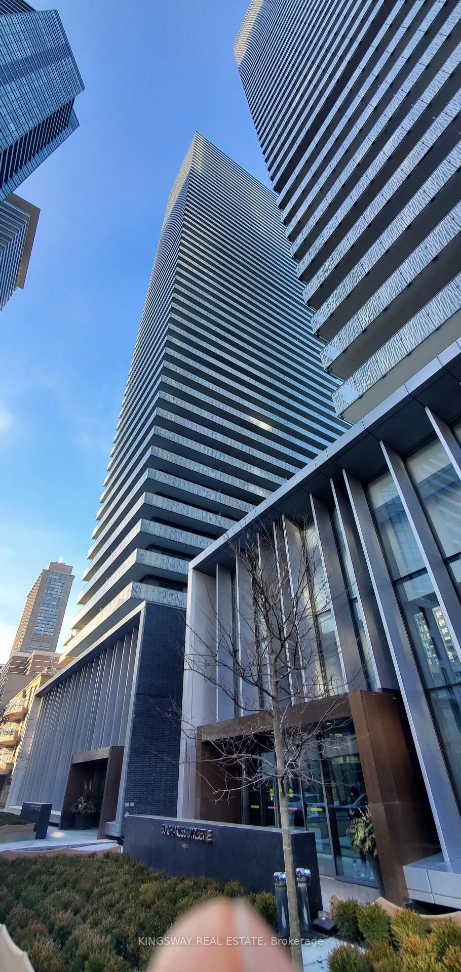 Property Photo:  42 Charles Street E 3401  ON M4Y 0B7 