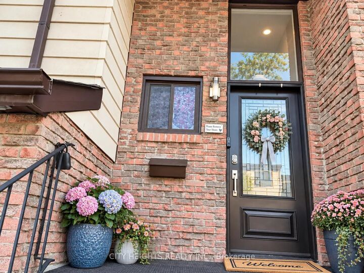Property Photo:  180 Mississauga Valley Boulevard 143  ON L5A 3M2 