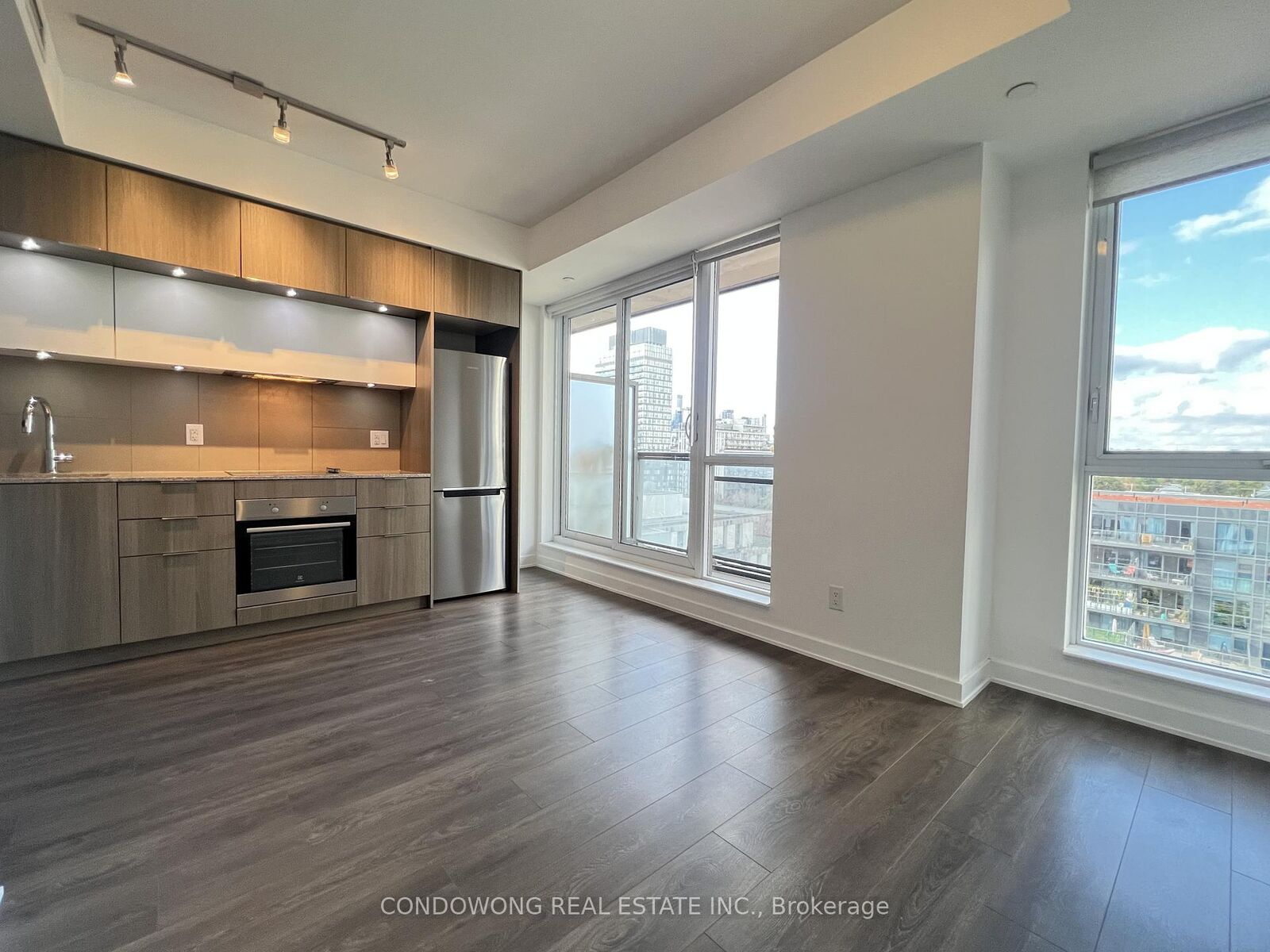 Property Photo:  55 Regent Park Boulevard 1011  ON M5A 0C2 