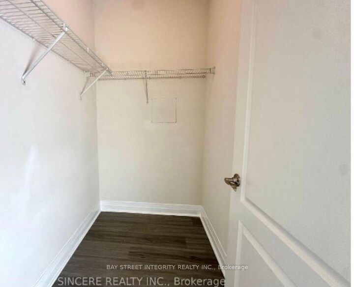 Property Photo:  7373 Kennedy Road Ph02  ON L3R 1H6 