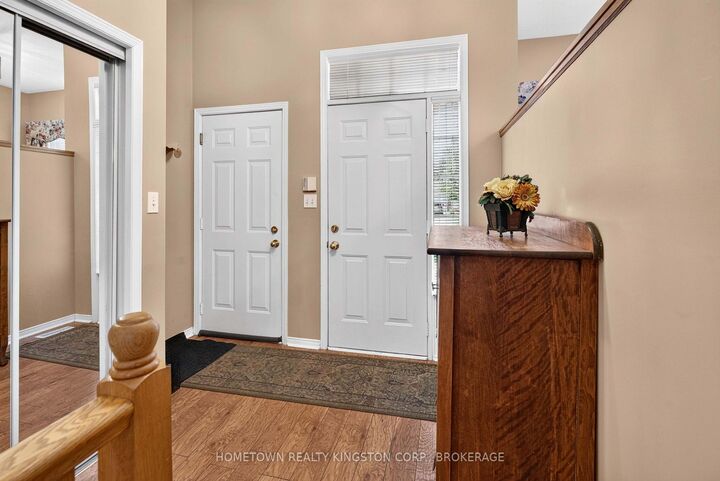 Property Photo:  540 Sackville Crescent  ON K7M 8W3 