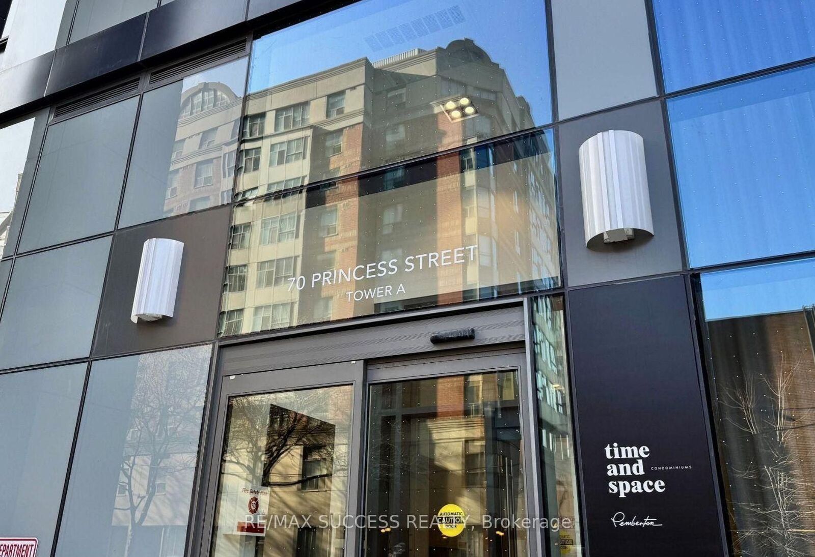 Property Photo:  70 Princess Street 1925A  ON M5A 0X6 