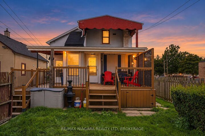 Property Photo:  509 Lincoln Street  ON L3B 4N9 