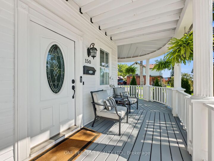Property Photo:  150 King Street  ON K8V 3W6 