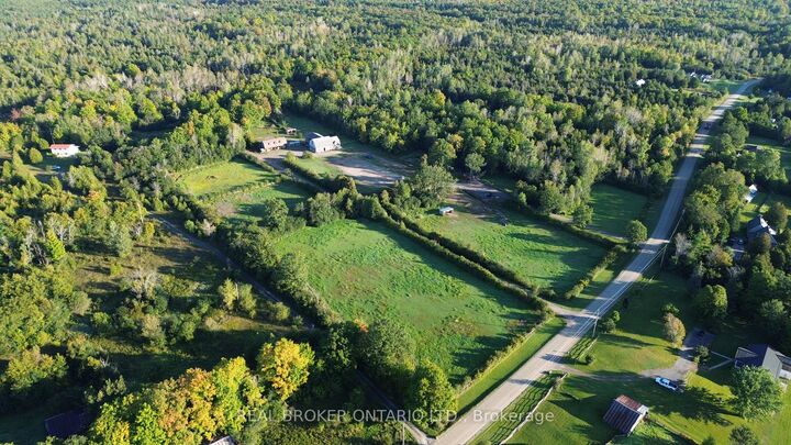 Property Photo:  806 Richardson Road  ON K0G 1N0 