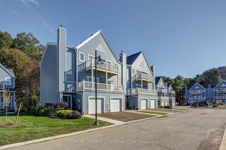 Property Photo:  374 Front Street 14  ON N5L 1E9 