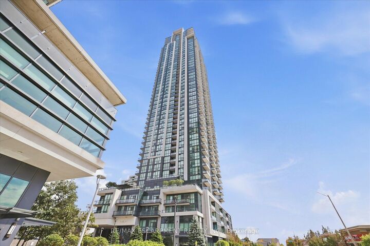 Property Photo:  3975 Grand Park Drive 3209  ON L5B 0K4 