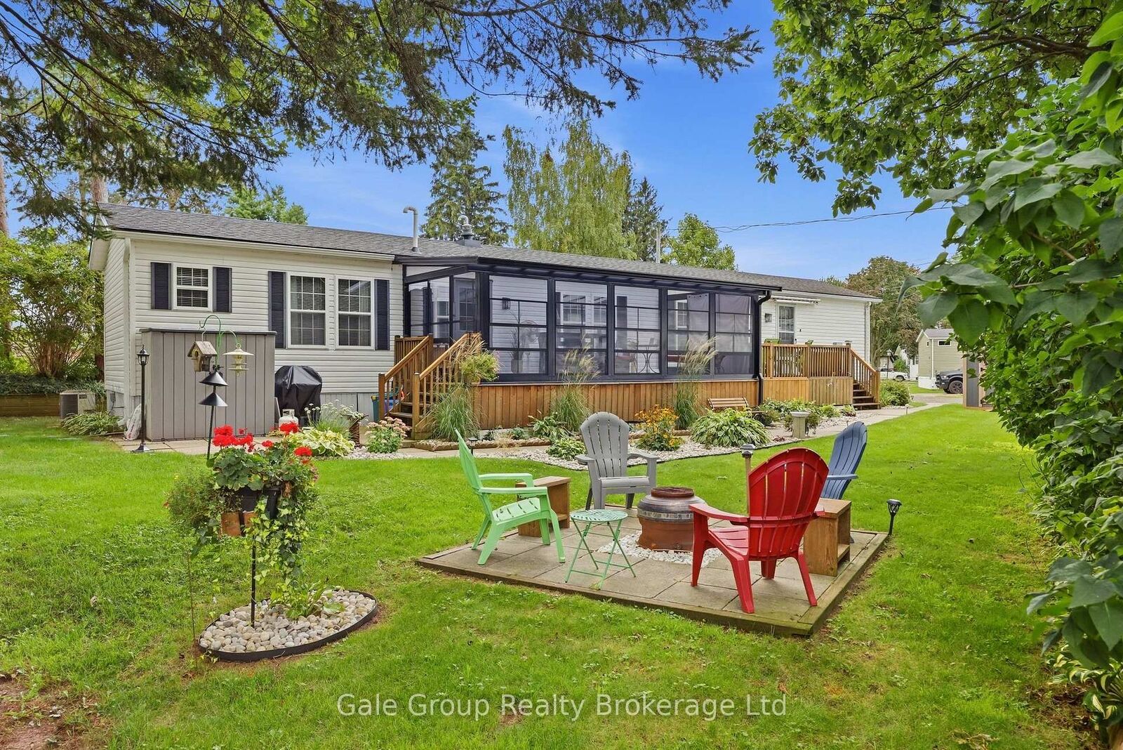 Property Photo:  16 Grace Court  ON N0J 1T0 