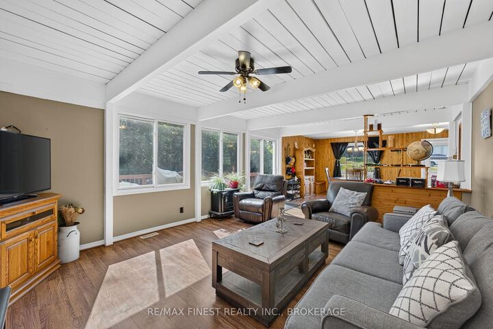 Property Photo: 54 Bayview Drive ON K7R 3K8